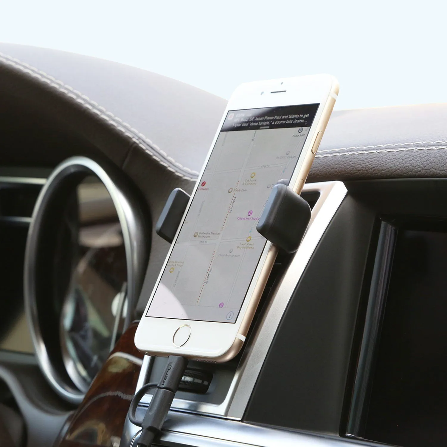 Airframe  Car Kit | Incl. Dualtrip Car Charger