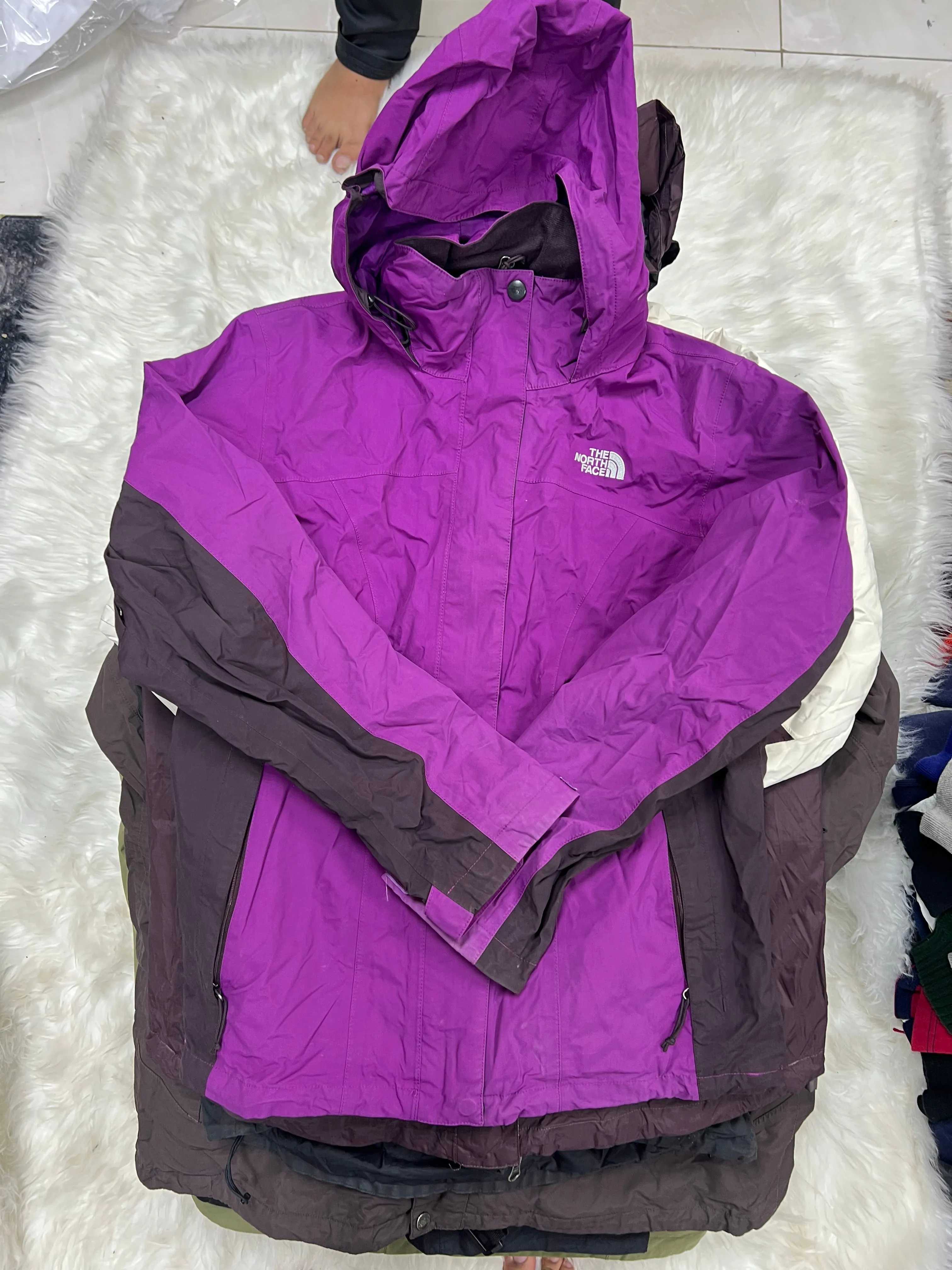 North Face Mix Jackets - 20 Pieces