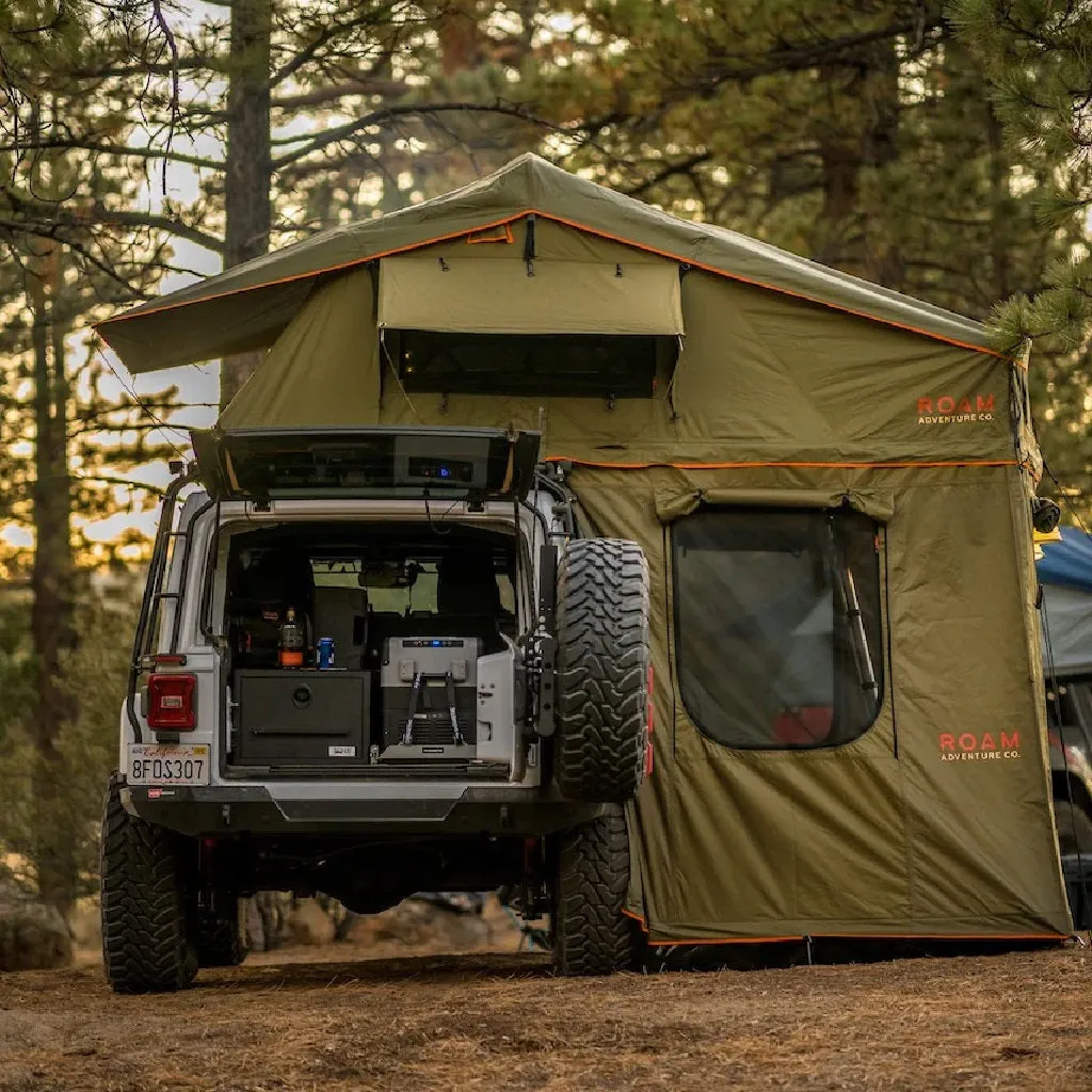 ROAM Adventure Co. The Vagabond XL Rooftop Tent | Universal