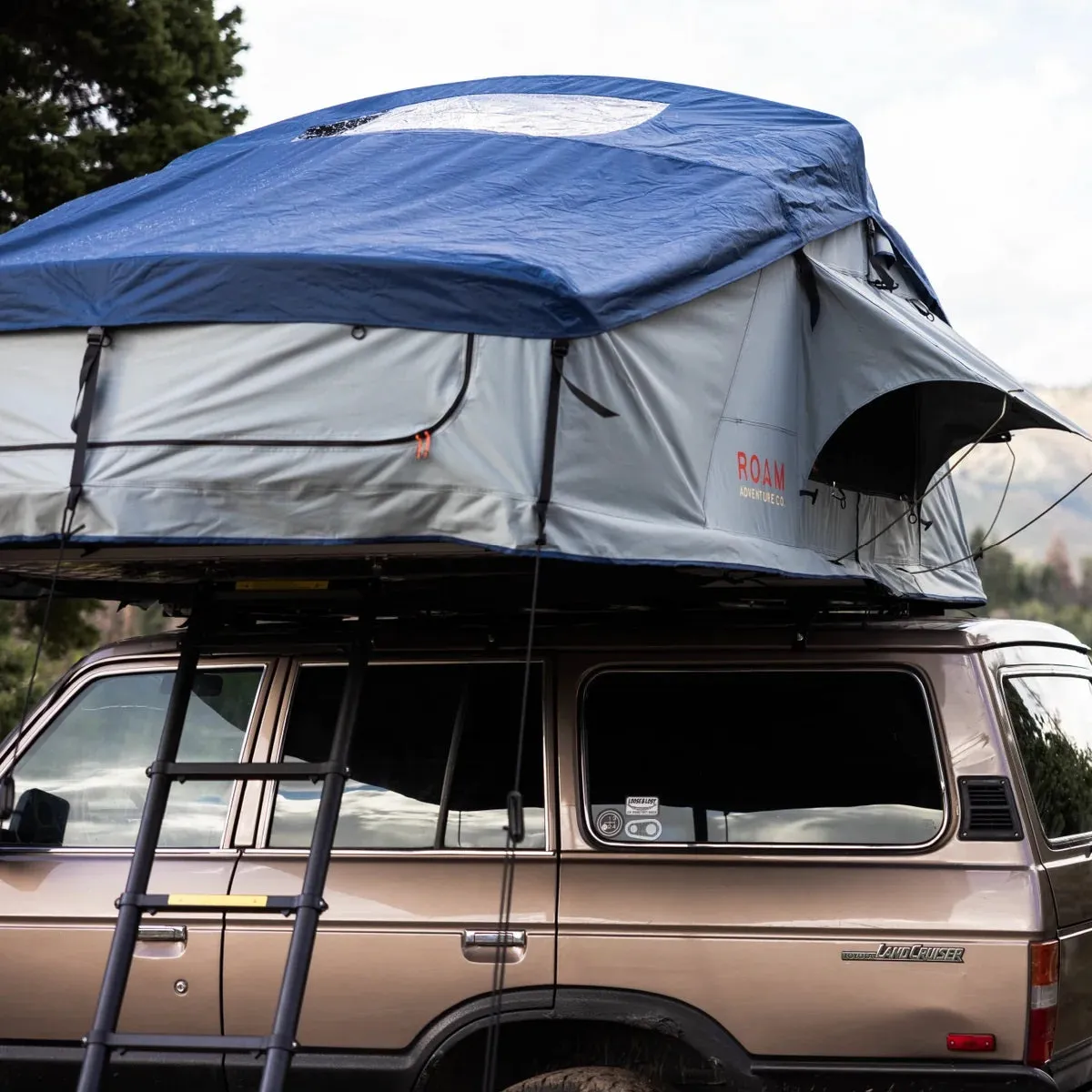 ROAM Adventure Co. The Vagabond XL Rooftop Tent | Universal